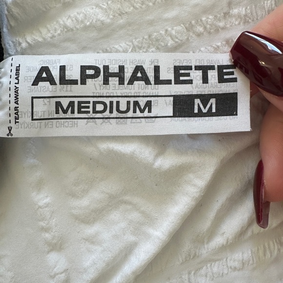 Alphalete Amplify shorts - Picture 2 of 4